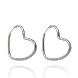 Brinco Argola Pequena Com Formato De Coração Em Prata 925