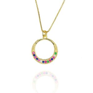 Colar De Circulo Com Metade Em Zircônia Colorida Folheado A Ouro 18k